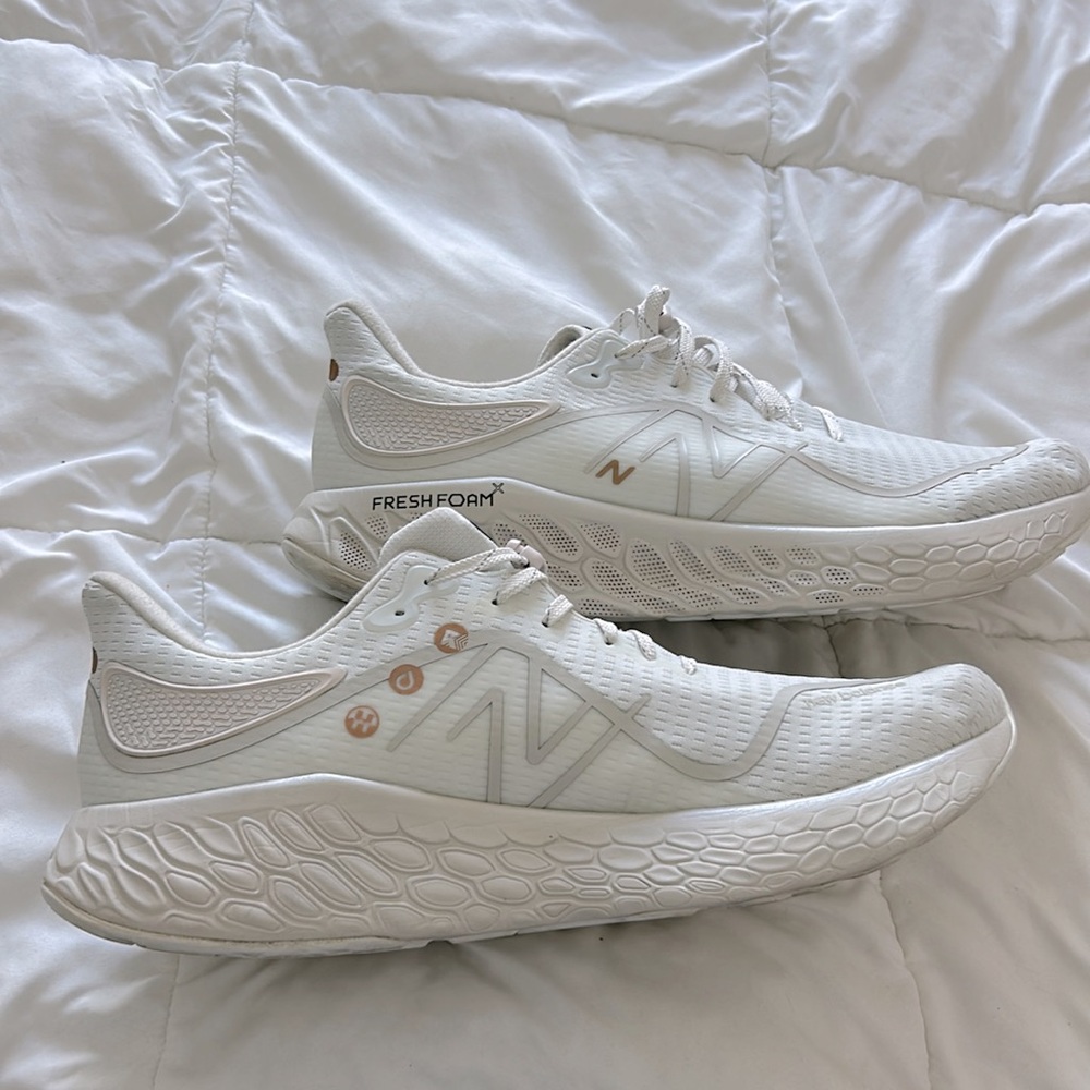 NEW BALANCE M1080 v 12 Fresh Foam Men’s Running Shoes